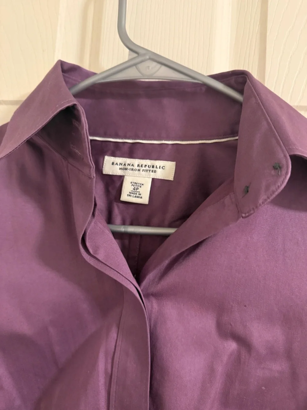Banana Republic Plum Button-Front Shirt - Picture 4 of 4